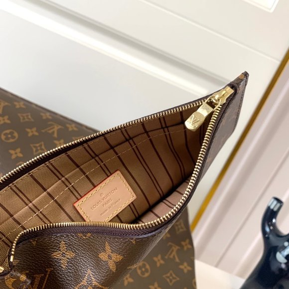 LOUIS VUITTON The Neverfull MM tote bag - Picture 5 of 9